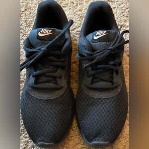 NIKE black & rose gold size 9.5 women’s